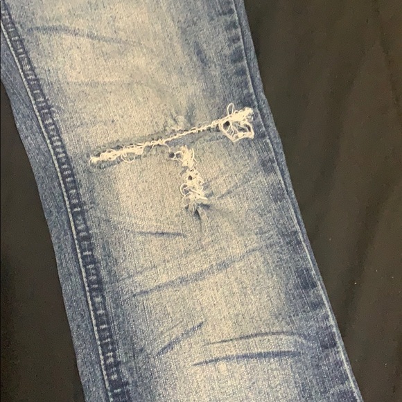 Blue Ripped Jeans - Picture 3 of 4